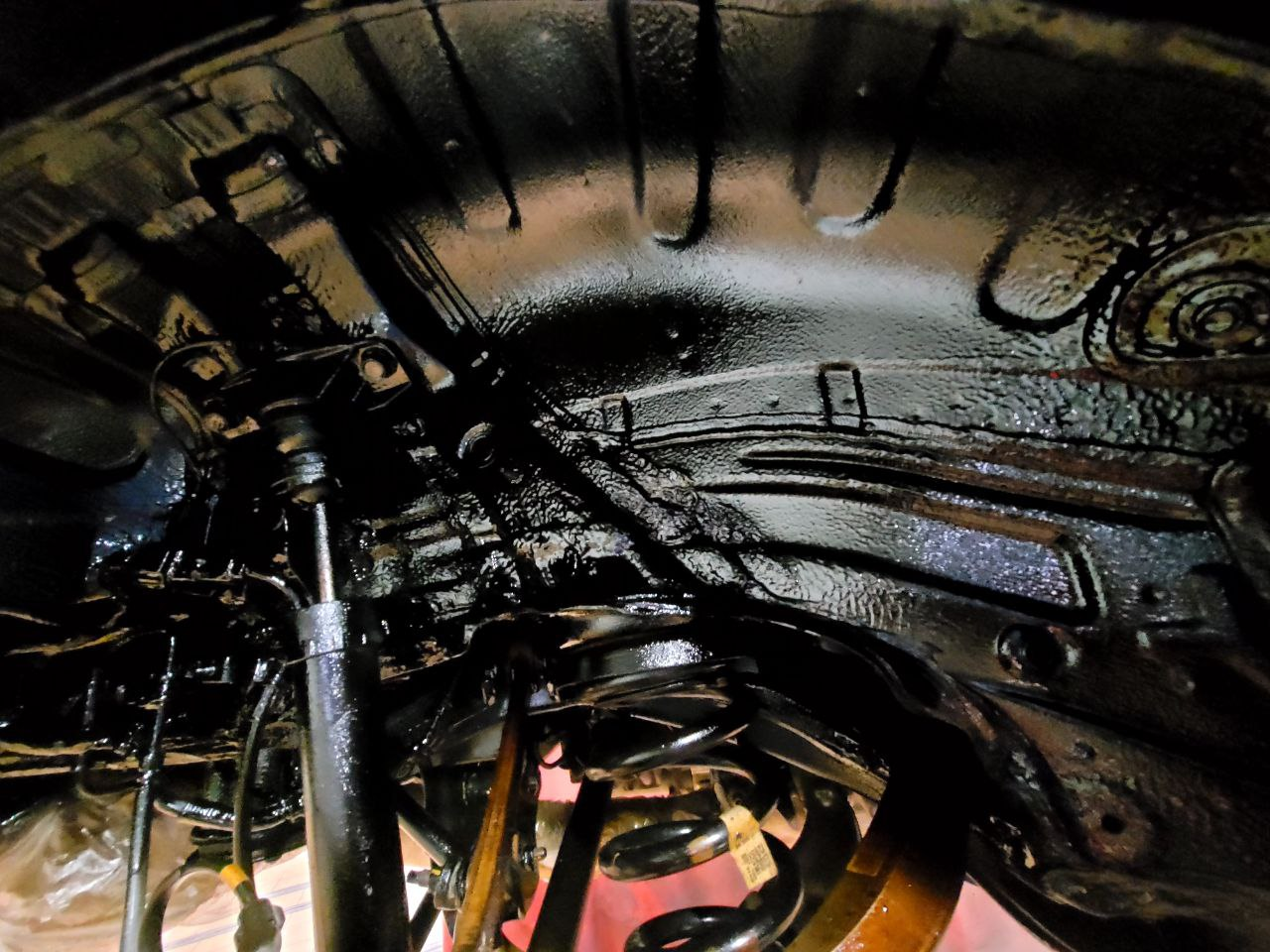 Нанесение антикора